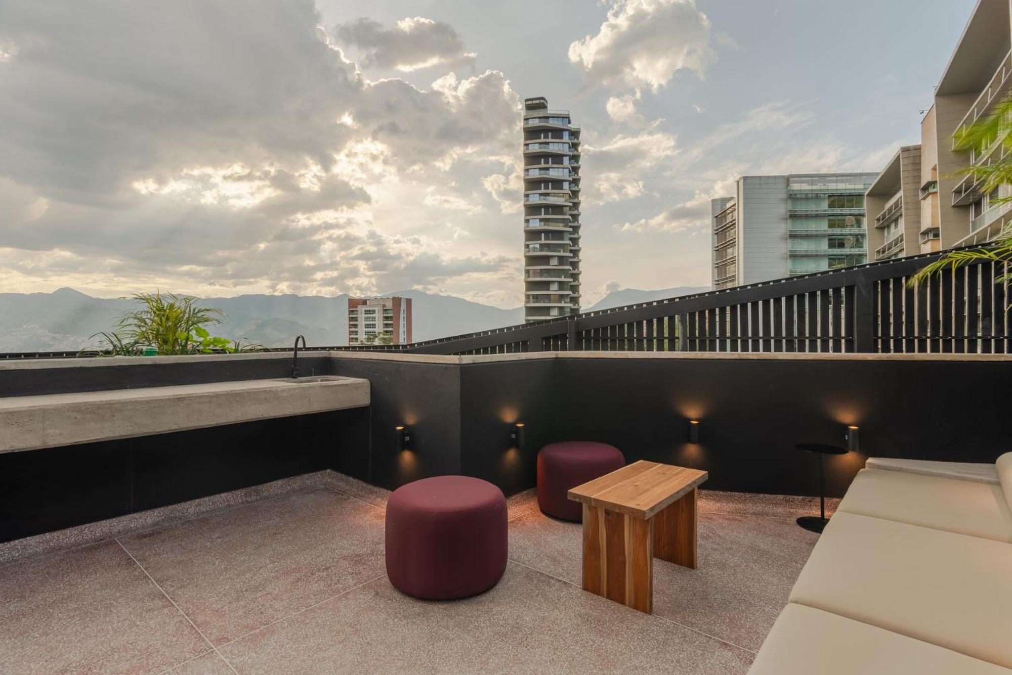 Apartment Patito Feo - Poblado 메딜린 외부 사진
